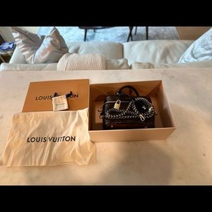 Louis Vuitton Vanity MV PM M45165